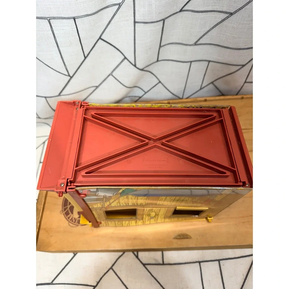 Vintage Grand Champions Horse Stall Stable Red‎ Yellow Marchon Toy Playset Piece